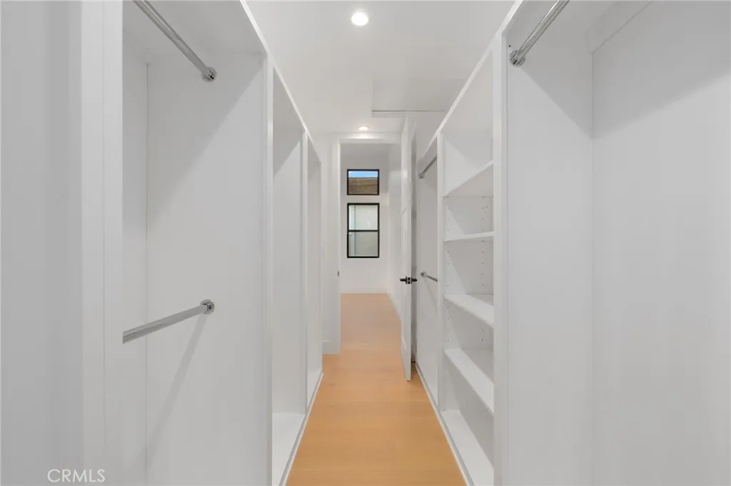 110 S Irena Avenue B, Redondo Beach, California 90277 home-pic-28